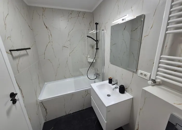 Cozy Sunset Near Calea Victoriei Appartamento