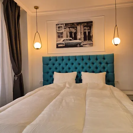 Cozy Sunset Near Calea Victoriei Διαμέρισμα